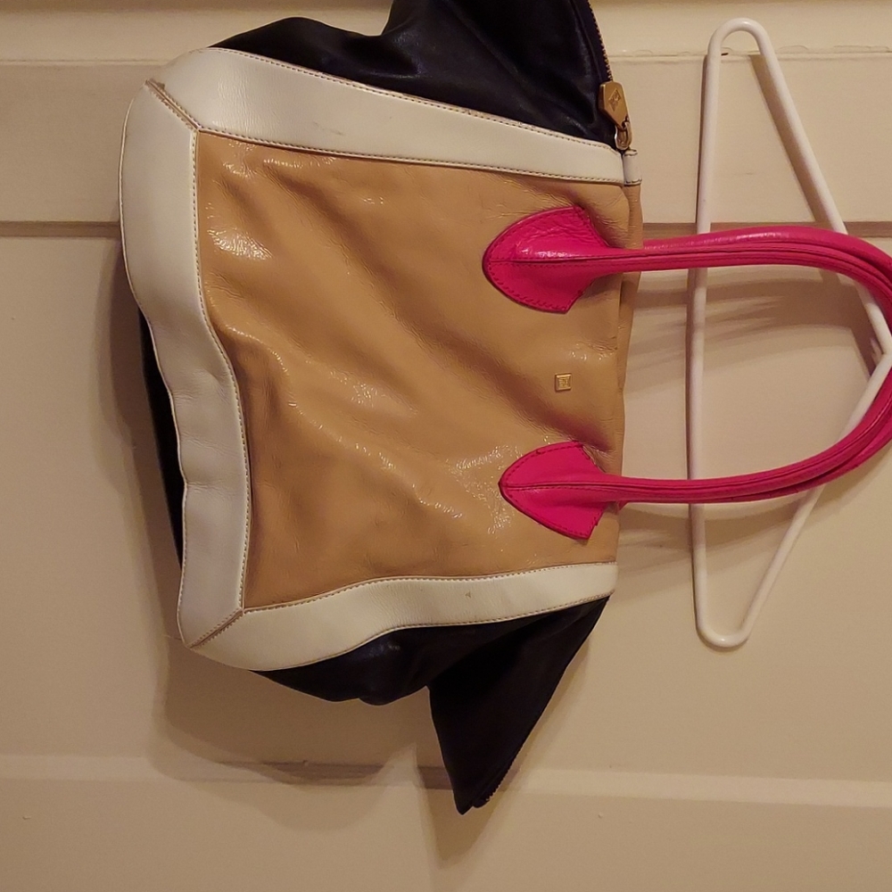 Poure LA victoire tote handbag